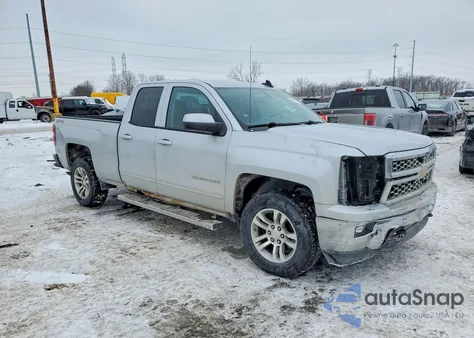 2015 Chevrolet Silverado K1500 Lt z USA, uszkodzony, nr VIN 1GCVKREC9FZ409304
